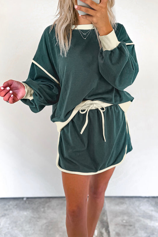 Evergreen Contrast Loose Pullover and Lace-up Waist Skort Set